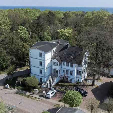 Ostseebad-zinnowitz-romantisches-urlaubsquartier-bussard Apartamento *